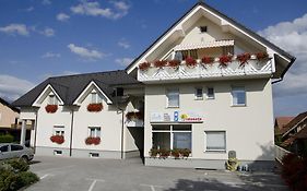Dežman Bed&Breakfast